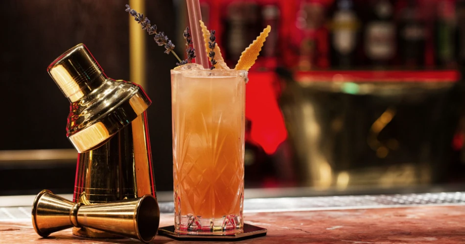 10 Best Las Vegas Nightlife Spots: Clubs, Lounges & Bars You Can’t Miss