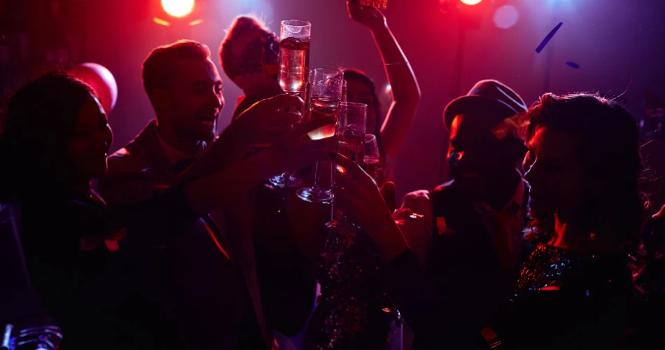 10 Best Las Vegas Nightlife Spots: Clubs, Lounges & Bars You Can’t Miss